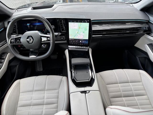 Renault ESPACE E-Tech Full Hybrid 200 Iconic 7p Pano Trekhaak Head Up