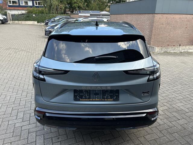 Renault ESPACE E-Tech full hybrid 200 esprit Alpine 5p.