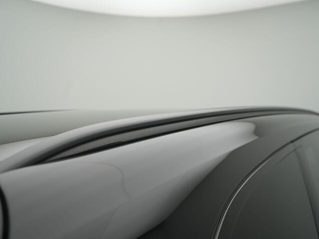 Renault ESPACE E-Tech Full Hybrid 200 Iconic 7p. - RIJKLAARPRIJS - 360 Graden Camera - Adaptive Cruise Control - Panoramadak - Trekhaak - Dealeronderhouden