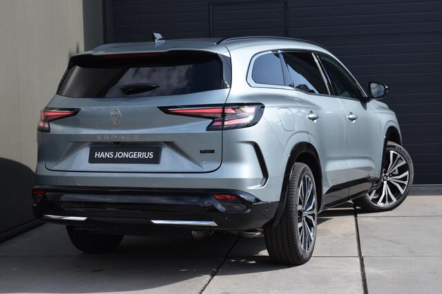 Renault ESPACE Iconic | Achteruitrijcamera | Adaptive Cruise Control | Elektrisch verwarmbare voorstoelen