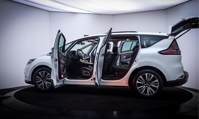 Renault ESPACE 1.8T 225Pk Aut 7P INITIALE PARIS PANO | MEMORY | BOSE | HEAD UP | CAMERA | FULL LED | LEDER | STOELVERW+VENT | DAB | ACC | BLINDSPOT | LMV 19''