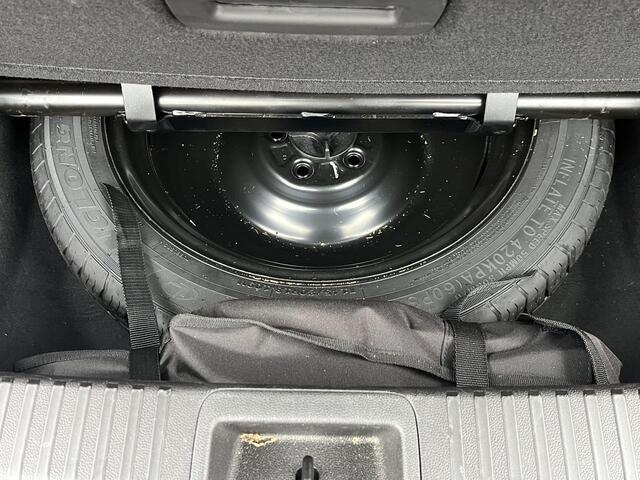 Renault ESPACE E-Tech full hybrid 200 esprit Alpine 7p. 7 Persoons | 20 inch | Addaptieve cruise controle | Fabrieksgarantie tot 7-2027 | stoel + stuurverwarming | BTW verrekenbaar |