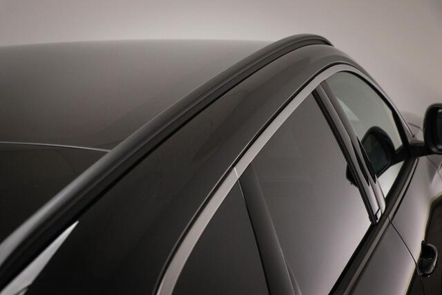 Renault ESPACE E-Tech full hybrid 200 iconic 7p. | PACK HARMAN KARDON | PACK ADVANCED DRIVING ASSIST | PANORAMISCH DAK | ELEK. VERSTELBARE BESTUURDERSTOEL INCL. GEHEUGEN |