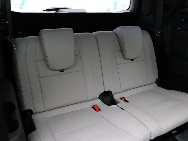 Renault ESPACE E-Tech full hybrid 200pk iconic 7p. | Vijf jaar garantie | Panoramisch vast dak | Harman Kardon | HUD | Elek. verwarmbaar voorruit |