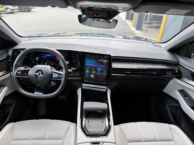 Renault ESPACE E-Tech Full Hybrid 200 Iconic 7p Trekhaak Head Up