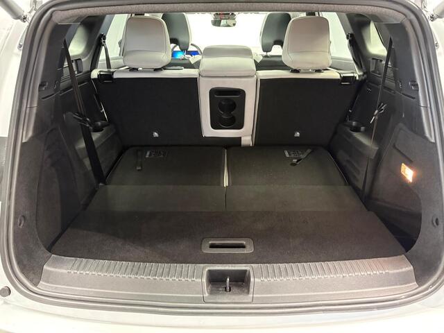 Renault ESPACE E-Tech full hybrid 200 iconic 7p. | 7 persoons | 360 Camera | Panoramadak | Leder |