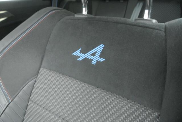 Renault ESPACE E-Tech full hybrid 200 esprit Alpine 7p. | Pack Privilege | Pack Light & Sound | Pack Camera |