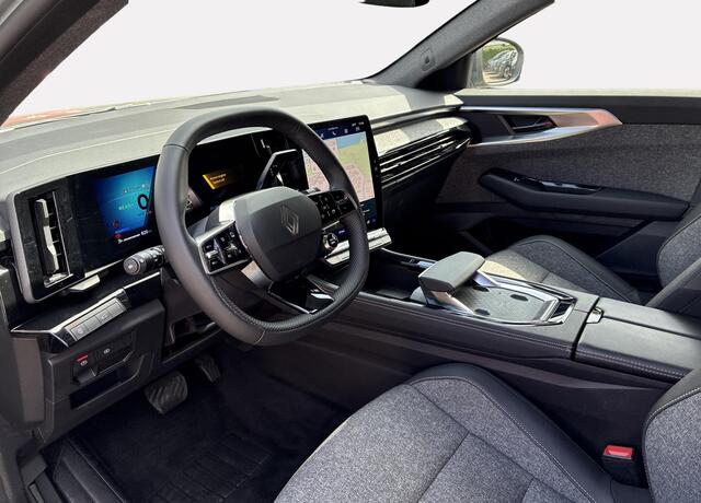 Renault ESPACE E-Tech full hybrid 200 techno 7p.