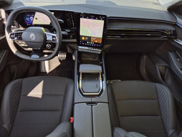 Renault ESPACE E-Tech full hybrid 200 esprit Alpine 7p. Facelift / Fabrieksgarantie tot 09-2027 / Elektrische Achterklep / 360 Graden Camera / Head- Up Display / Stuur- Stoel & Voorruit Verwarming / Elektrisch Verstelbare Voorstoelen/ Solarbay Panoramadak / Trekgewicht 1500 kg /