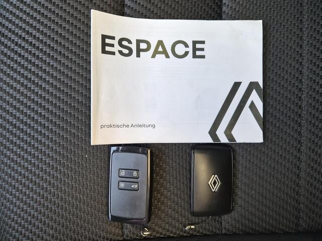 Renault ESPACE E-Tech full hybrid 200 esprit Alpine 7p. Facelift / Fabrieksgarantie tot 09-2027 / Elektrische Achterklep / 360 Graden Camera / Head- Up Display / Stuur- Stoel & Voorruit Verwarming / Elektrisch Verstelbare Voorstoelen/ Solarbay Panoramadak / Trekgewicht 1500 kg /