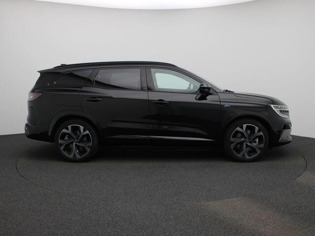 Renault ESPACE E-Tech full hybrid 200 esprit Alpine 7p. | Automaat | Trekhaak | Adaptive Cruise Control | Blind Spot Warning | Climate Control | Elektrische Achterklep | Around View Camera