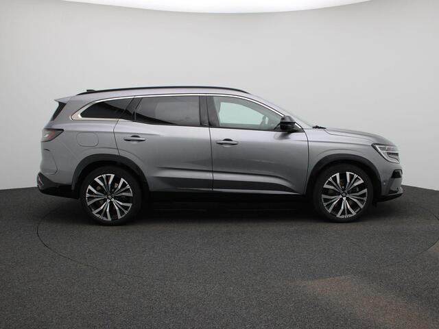 Renault ESPACE E-Tech full hybrid 200 iconic 7p. | Trekhaak | Adaptive Cruise Control | Blind Spot Warning | Climate Control | Elektrische Achterklep | Elektrisch Verstelbare Voorstoelen met Massagefunctie | Around View Camera | Stoel- Stuur- en Voorruitverwarming | Trekhaak |