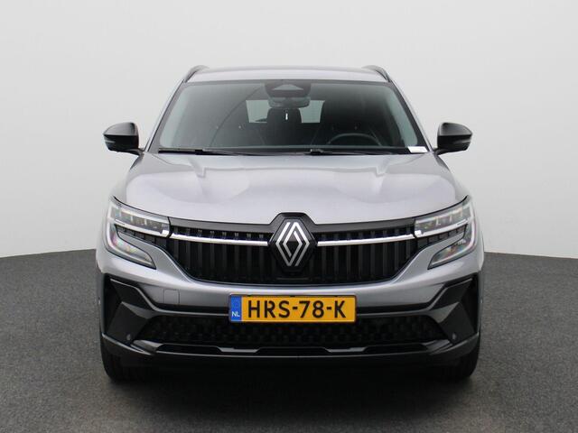 Renault ESPACE E-Tech full hybrid 200 iconic 7p. | Trekhaak | Adaptive Cruise Control | Blind Spot Warning | Climate Control | Elektrische Achterklep | Elektrisch Verstelbare Voorstoelen met Massagefunctie | Around View Camera | Stoel- Stuur- en Voorruitverwarming | Trekhaak |