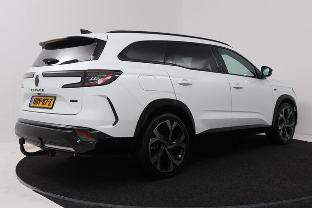 Renault ESPACE E-Tech full hybrid 200 esprit Alpine 7p. (TREKHAAK, STOEL/STUURVERWARMING, ELEKTR STOELEN, CAMERA, CRUISE ADAPTIEF)