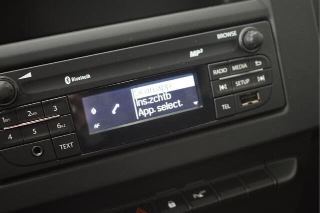 Renault EXPRESS 1.5 dCi 75 Comfort Airco, Cruise control, Trekhaak, schuifdeur rechts, Bluetooth tel,