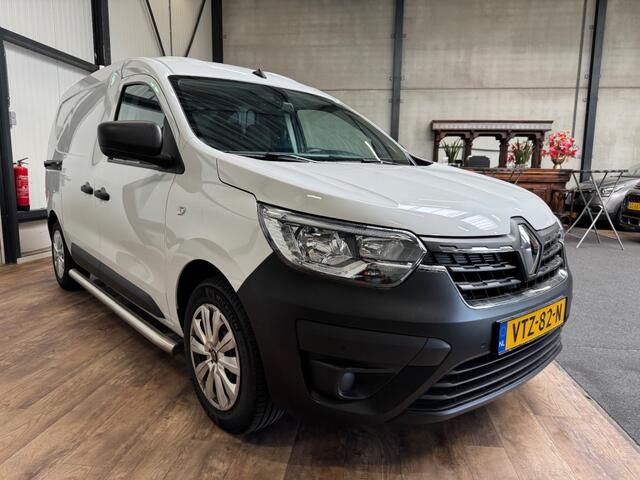 Renault EXPRESS 1.5 dCi 75 Comfort / Navi / Cruise / camera /