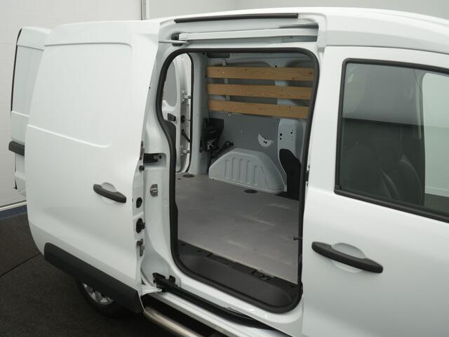Renault EXPRESS 1.5 dCi 95 Comfort + - All Seasonbanden - Trekhaak - Cruise Control - DAB - Dealeronderhouden