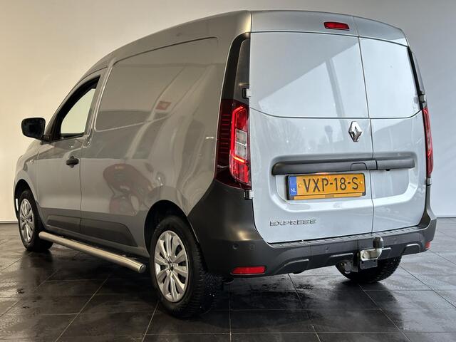 Renault EXPRESS 1.5 dCi 75 Comfort + TREKHAAK | NAVIGATIE | ACHTERUITRIJCAMERA | PARKEERSENSOREN VOOR&ACHTER | SIDEBARS | AIRCO