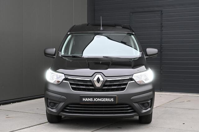 Renault EXPRESS 1.5 dCi 75 Comfort + | CAMERA | NAVI | LEDERE STOELHOEZEN | TREKHAAK | APPLECARPLAY/ANDROIDAUTO | AIRCO | CRUISE CONTROL | LAADRUIMTE INRICHTING | ALL-SEASONBANDEN | PDC