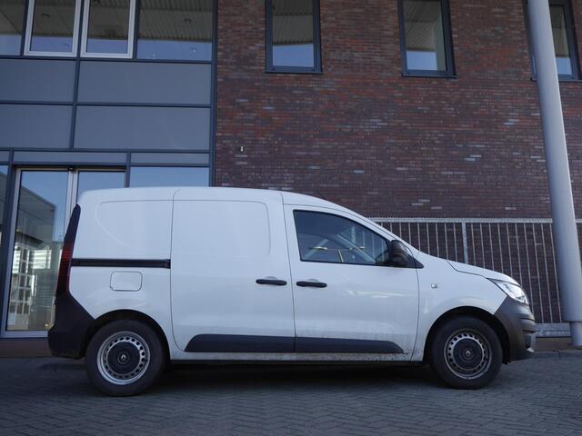 Renault EXPRESS 1.5 dCi 75 Comfort | Airco | Cruise control | Schuifdeur rechts | Achterdeuren met ruiten | Elektrische ramen | Parkeersensoren achter