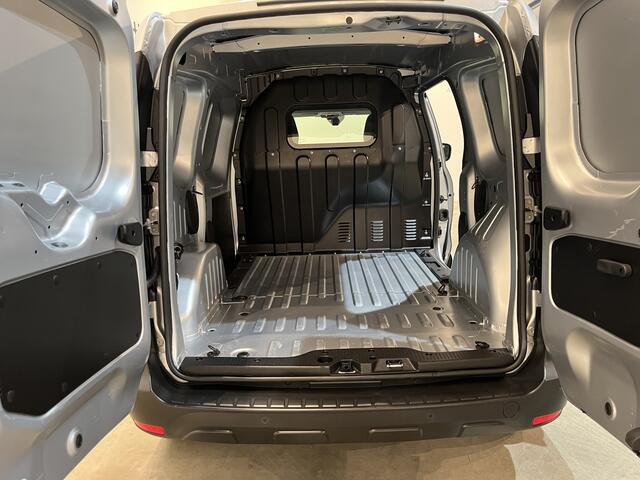 Renault EXPRESS 1.3 TCe BENZINE / Airco / Cruise Control / CarPlay / PDC / Navigatie / 17.000 KM !!