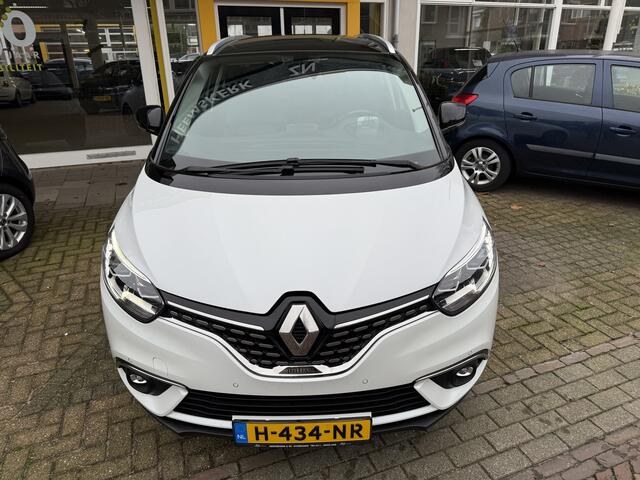 Renault GRAND SCENIC 1.3 TCe Initiale Paris PANORAMADAK CAMERA PARKSENSOREN AUTOM INPARKEREN TREKHAAK LICHTMETALEN VELGEN 20 " LEDEREN BEKLEDING MASSAGE STOEL