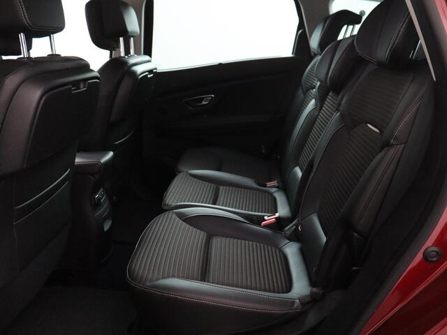Renault GRAND SCENIC 1.6 dCi Bose | Trekhaak | Achteruitrijcamera | LED!