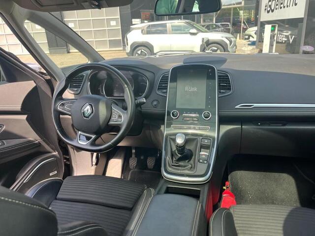 Renault GRAND SCENIC 1.3 TCe BOSE 7P Trekhaak | Parkeersensoren V+A | Navigatie Groot