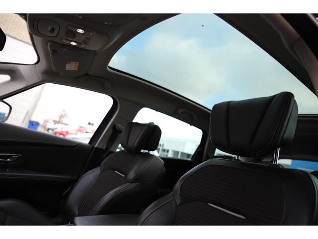 Renault GRAND SCENIC 1.3 TCe 140pk Bose/7-persoons/Trekhaak/Pano-dak/HUD/Camera/20"