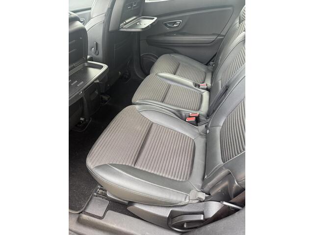 Renault GRAND SCENIC 1.3 TCe 140 Intens 7p. / Navi/ Camera / Trekhaak / Easy Parking / Cruise / Parkeersensoren v+a / 20" LM velgen /