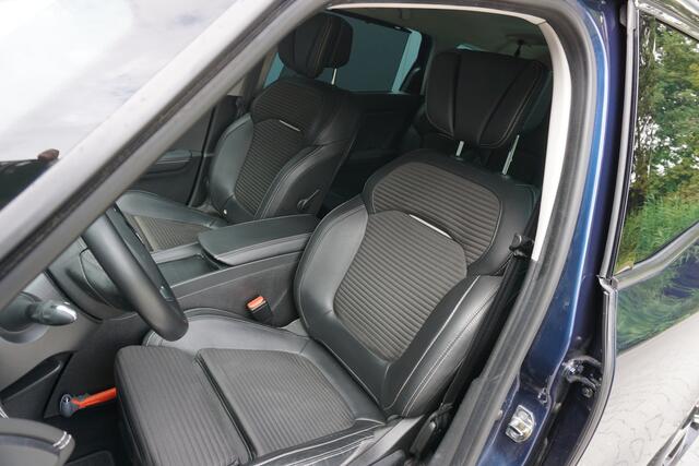Renault GRAND SCENIC 1.5 dCi Bose | Origineel NL | PDC | Bose Sound | Cruise Control | Navigatie |