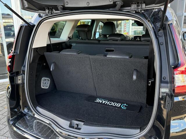 Renault GRAND SCENIC 1.3 TCe Intens 7p. | Trekhaak | Navigatie | Achteruitrijcamera | LED | DAB | Climate Control | Key-less | Cruise Control | Lichtmetaal |