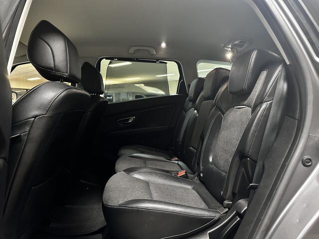 Renault GRAND SCENIC 1.3 TCe Intens/ 7-Persoons!/ Trekhaak/ 20'' LMV/ HUD/ LED Koplampen/ Apple + Android/ DAB+/ Dode-Hoek DET./ Adaptive Cruise/ Lane-Assist./ Camera/ PDC V+A/ Extra getint glas.