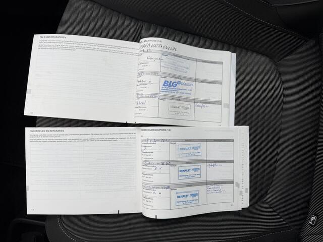 Renault GRAND SCENIC 1.2 TCe Zen / Trekhaak (1850 KG Trekgewicht) / / Cruise Control / All Season Banden / Achteruitrijcamera / Achterbank Verstelbaar