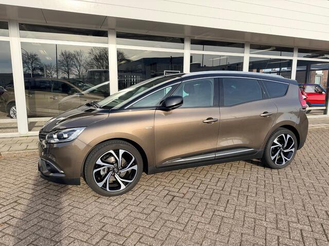 Renault GRAND SCENIC BOSE 1.3 TCe 140 EDC/AUTO, PANORAMA DAK/ HEAD-UP DISPLAY/ PARK ASSIST V+A INCL. CAMERA/ DAKRAILS SATIJN/ 4SEIZOENSBANDEN/ ETC.. 1800KG TREKGEWICHT! 1e EIGENAAR EN DEALER ONDERHOUDEN!