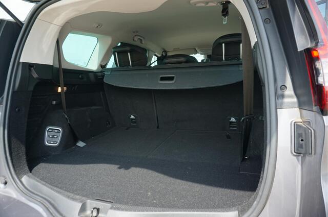 Renault GRAND SCENIC 1.3 TCe 140 EDC Intens 7P Black Edition "Actie gratis afleverpakket!"