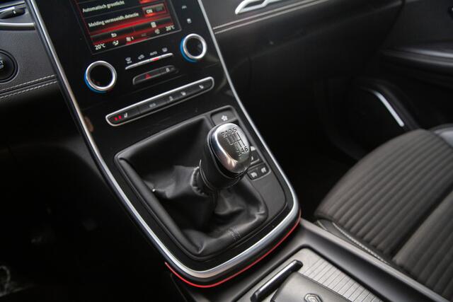 Renault GRAND SCENIC 1.2 TCe Bose , Trekhaak, Achteruitrijcamera,