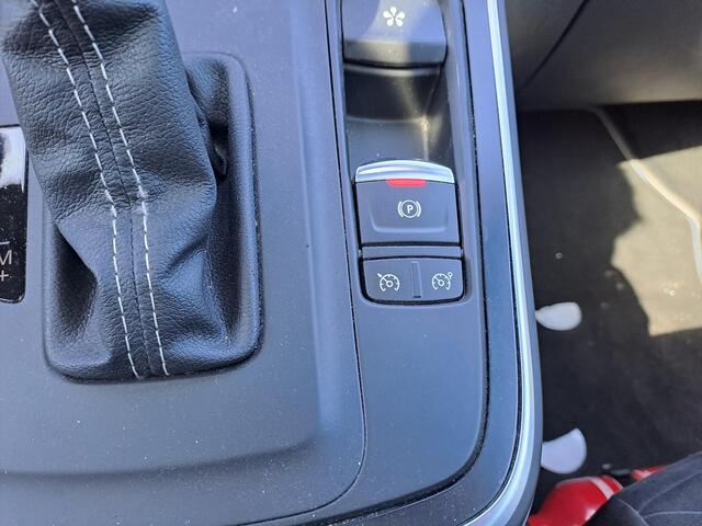 Renault GRAND SCENIC 1.3 TCe Bose 7-Persoons, Panoramadak, Black Edition,