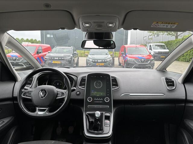 Renault GRAND SCENIC 1.3 TCe Bose 7p. | Panoramadak | Trekhaak | Aanhangwagen geremd 1850 KG |