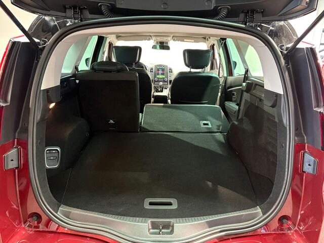 Renault GRAND SCENIC 1.2 TCe Collection | Achteruitrijcamera | Dodehoeksensoren | Trekhaak |