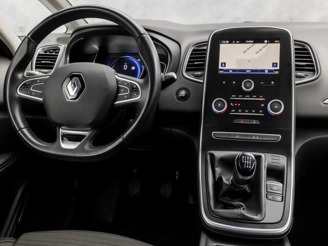 Renault GRAND SCENIC 1.4 TCe Sport (APPLE CARPLAY, NAVIGATIE, TREKHAAK, SPORTSTOELEN, LM VELGEN, KEYLESS, CRUISE, NIEUWE APK, NIEUWSTAAT)