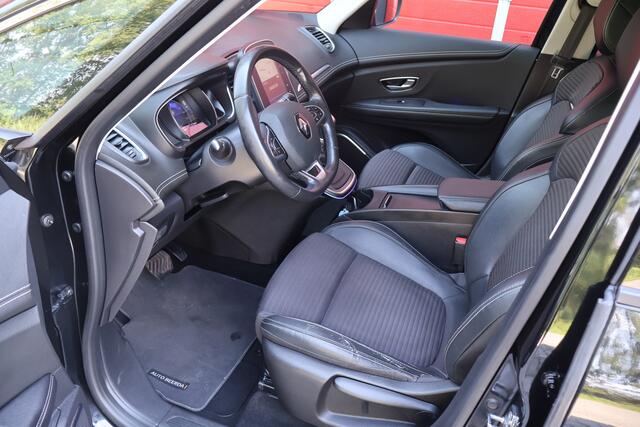 Renault GRAND SCENIC 1.3 TCe Bose | Automaat | 7-persoons | HUD | Camera | Trekhaak |