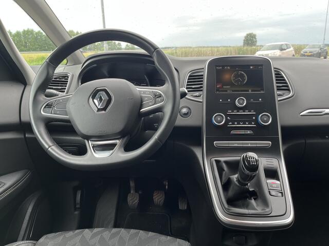 Renault GRAND SCENIC 1.3 TCe Limited 140PK / Trekhaak / Parkeerhulp V+A / Navigatie / Climate /