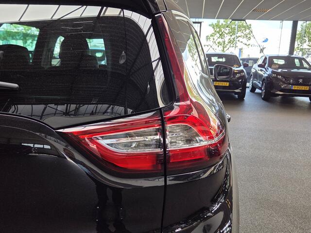 Renault GRAND SCENIC 1.2 TCe Intens Trekhaak, Camera, Cruise, 20"LM velgen, 5 Pers.