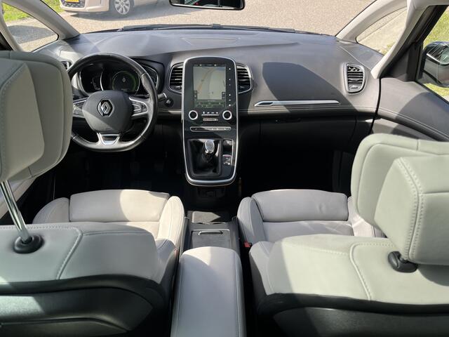 Renault GRAND SCENIC TCe 132 PK Bose / Dealer onderhouden / Trekhaak / Leder / Pano-Dak / Stoelverw. /
