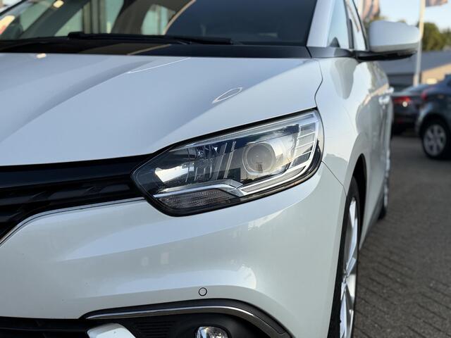 Renault GRAND SCENIC 1.2 TCe Zen 116PK | NL AUTO | NAP | Carplay | Parkeersensoren Voor en Achter | Navigatie | Climate Control | Cruise Control | 20 Inch Lichtmetalen Velgen |