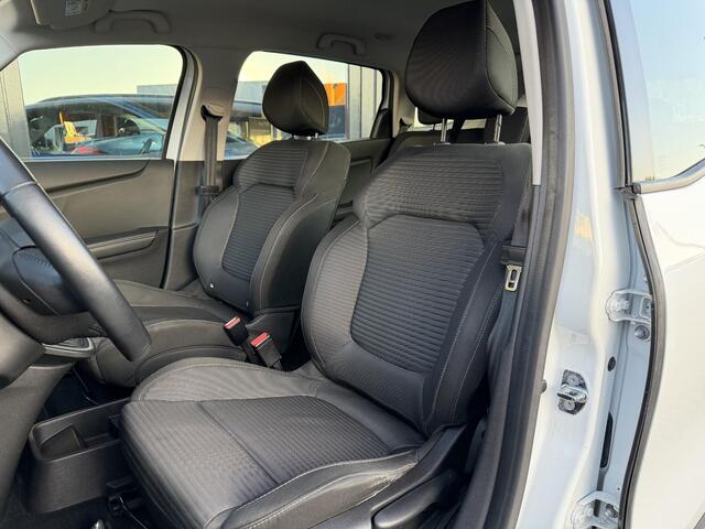 Renault GRAND SCENIC 1.2 TCe Zen 116PK | NL AUTO | NAP | Carplay | Parkeersensoren Voor en Achter | Navigatie | Climate Control | Cruise Control | 20 Inch Lichtmetalen Velgen |