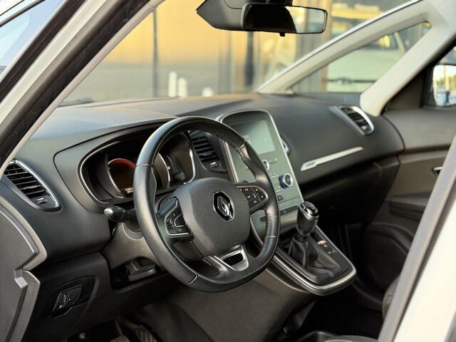 Renault GRAND SCENIC 1.2 TCe Zen 116PK | NL AUTO | NAP | Carplay | Parkeersensoren Voor en Achter | Navigatie | Climate Control | Cruise Control | 20 Inch Lichtmetalen Velgen |
