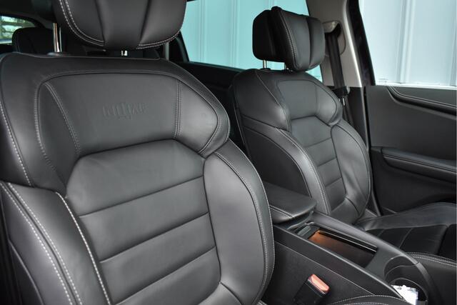 Renault GRAND SCENIC 1.3 TCe Initiale Paris | Trekhaak | Leder | Massage | Navi