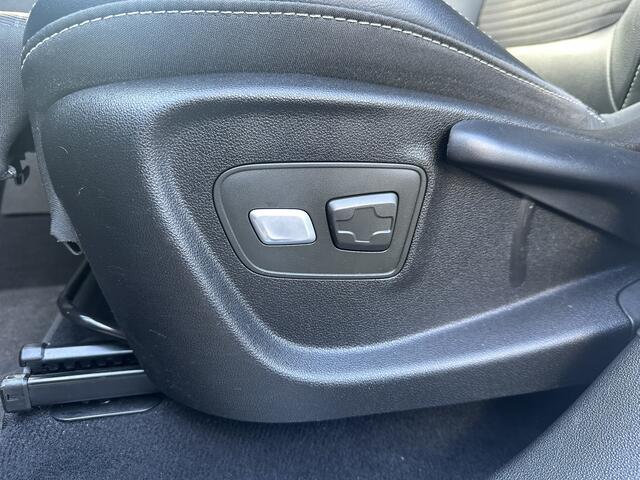 Renault GRAND SCENIC 1.2 TCe Bose 7p. | Massage | Clima